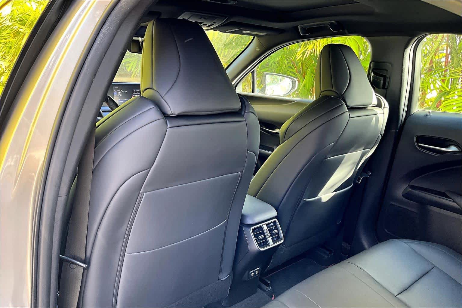 Thumbnail: 2020 Lexus UX - 13