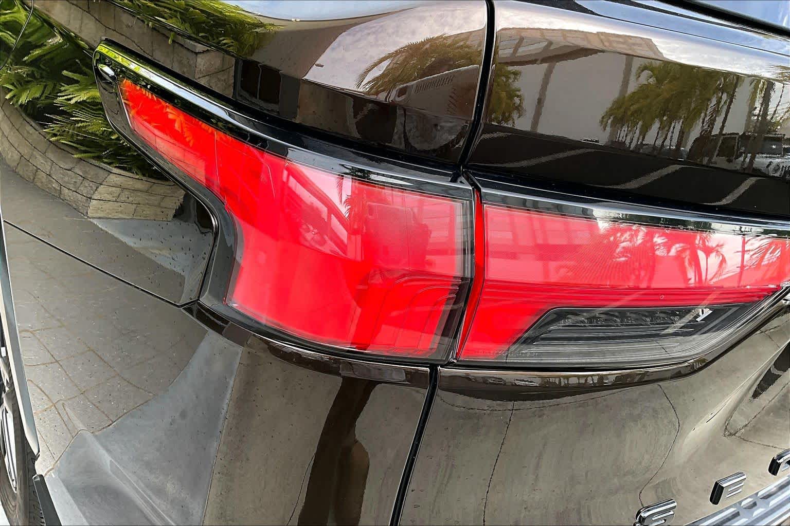 Thumbnail: 2024 Toyota Sequoia - 33