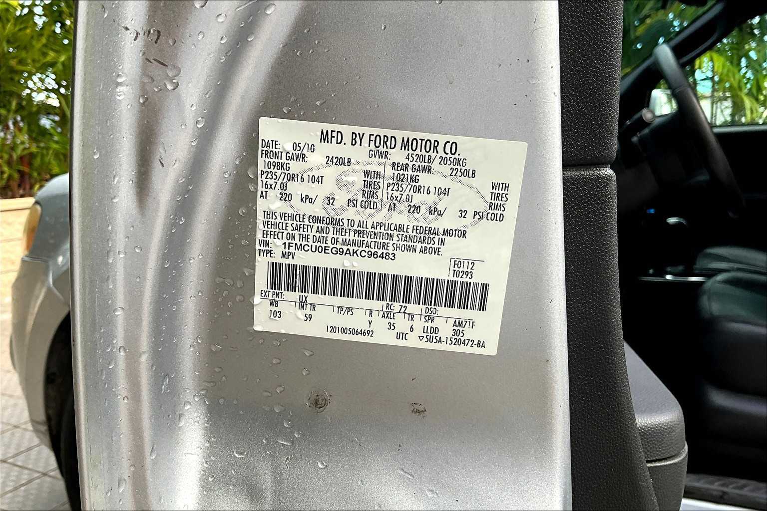 Thumbnail: 2010 Ford Escape - 21