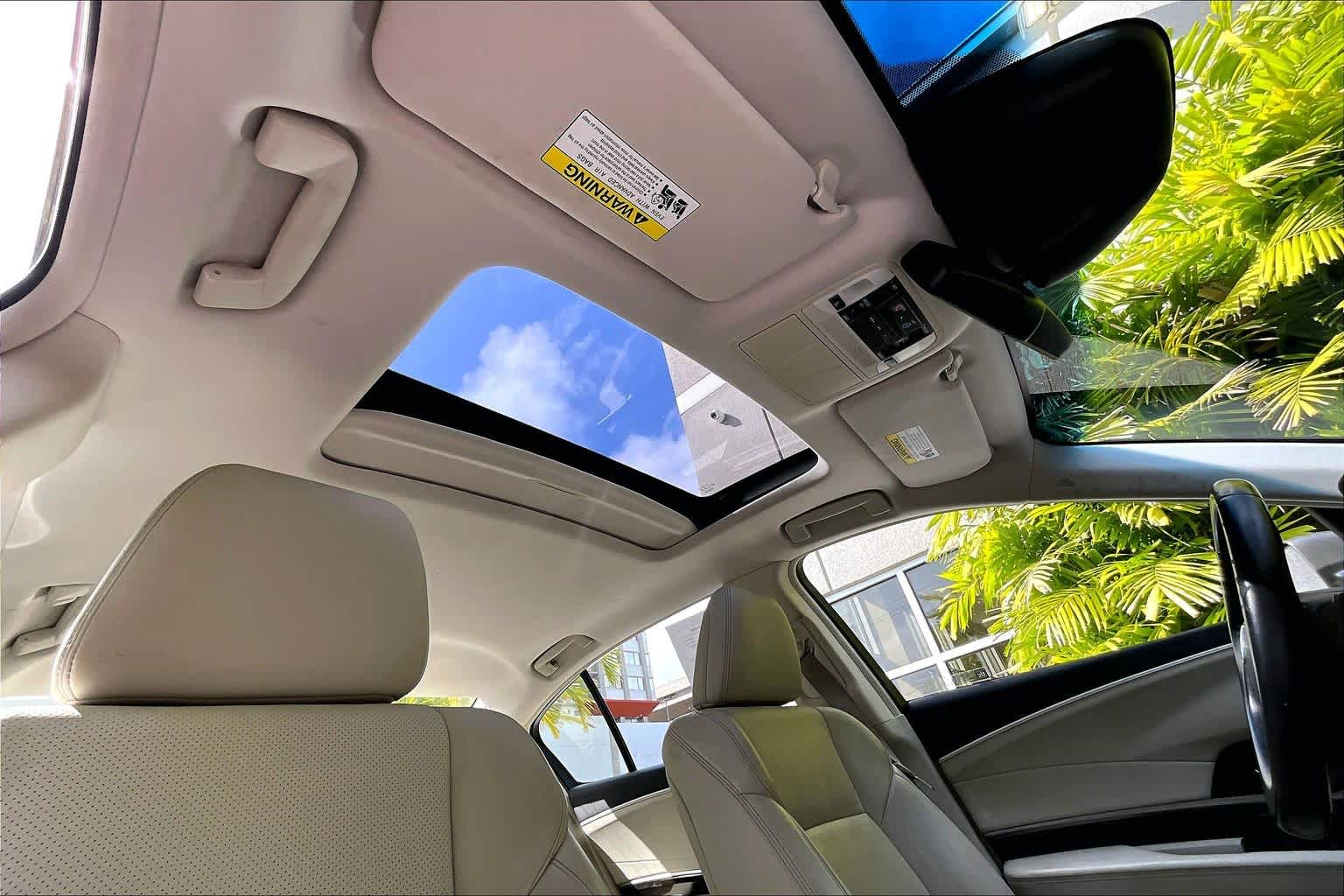 Thumbnail: 2014 Acura RLX - 31