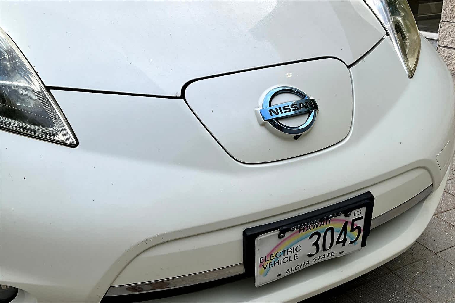 2013 Nissan Leaf SL 33