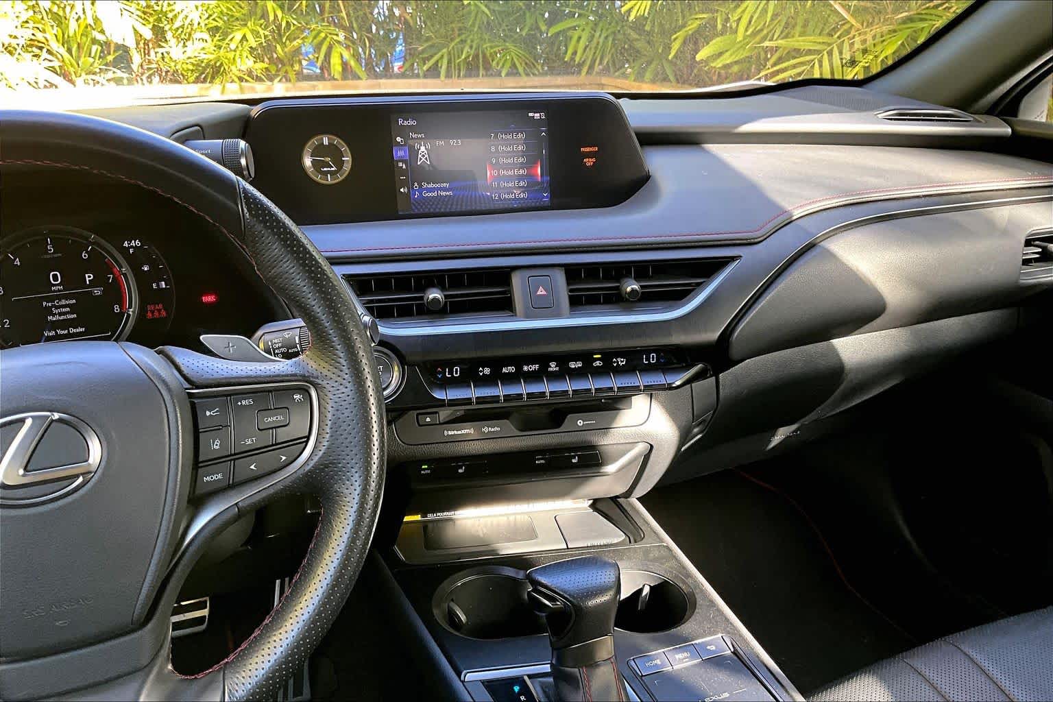 Thumbnail: 2020 Lexus UX - 16