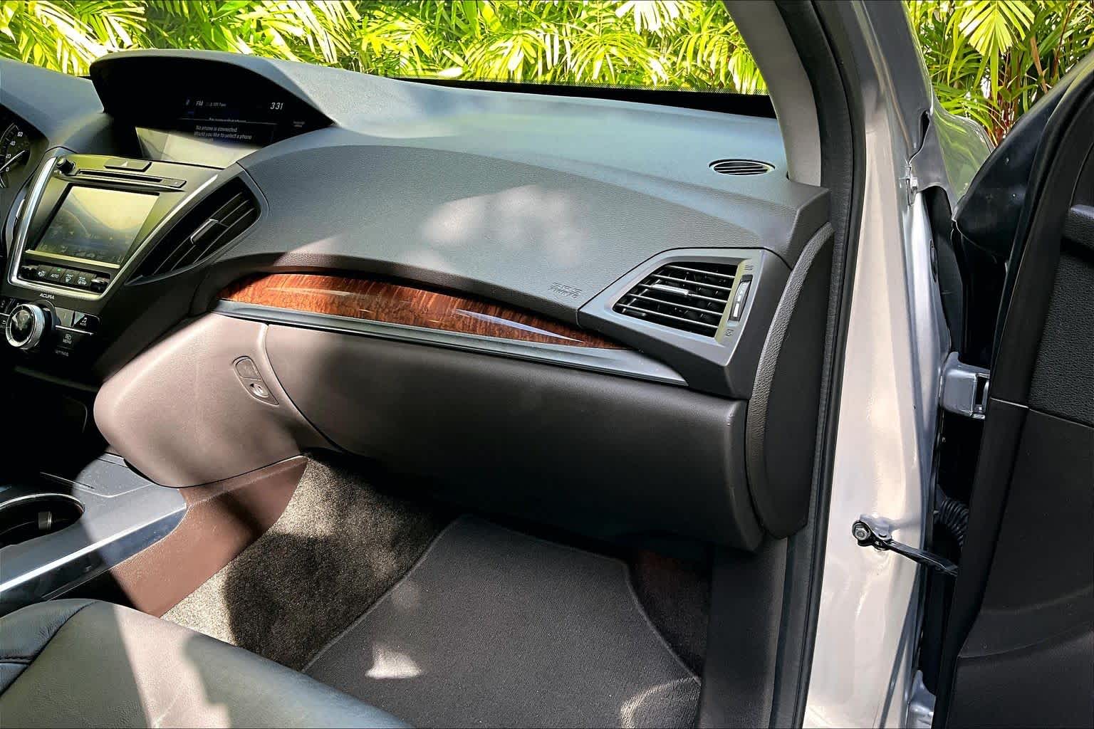 Thumbnail: 2017 Acura MDX - 24