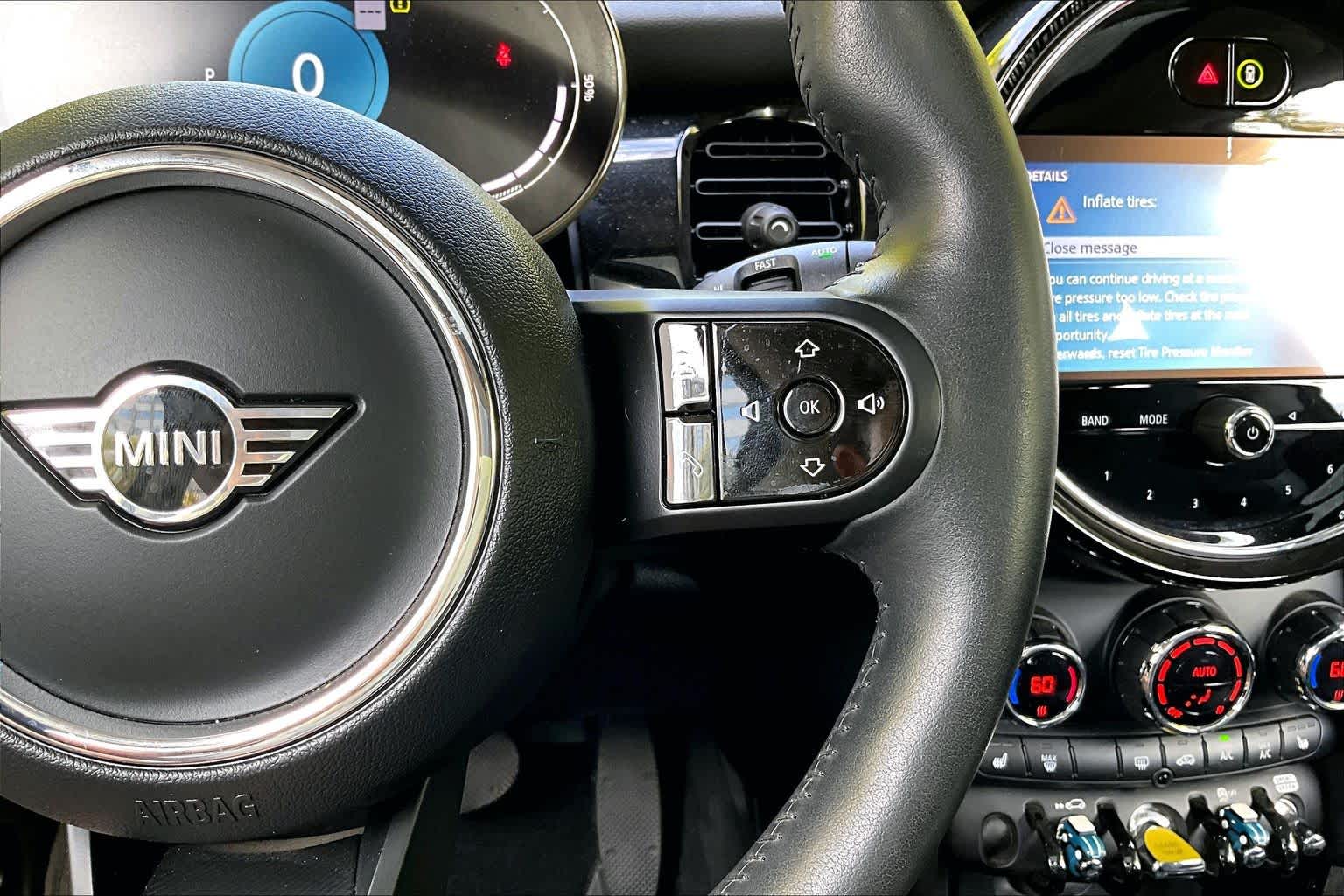 Thumbnail: 2024 MINI Cooper Hardtop - 25