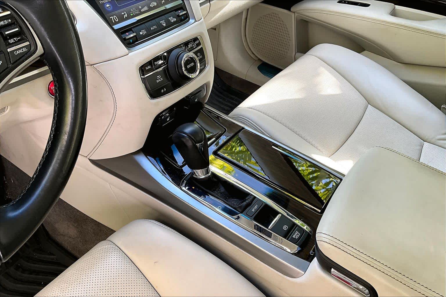 Thumbnail: 2014 Acura RLX - 17