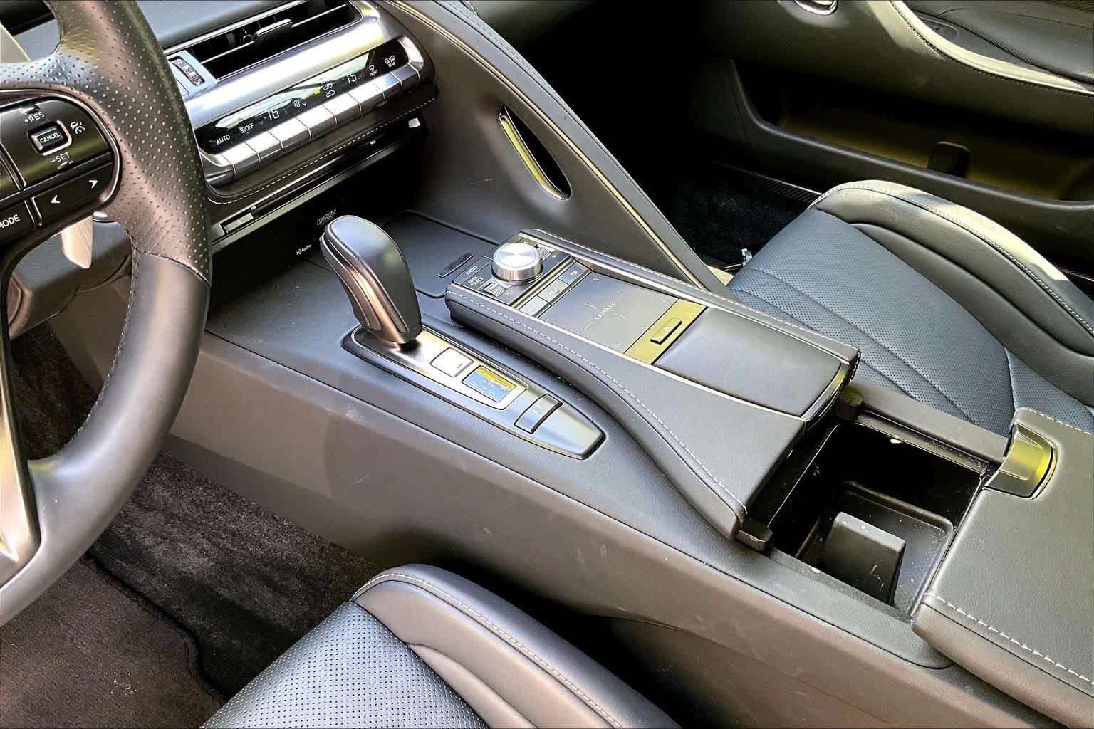 Thumbnail: 2023 Lexus LC - 16