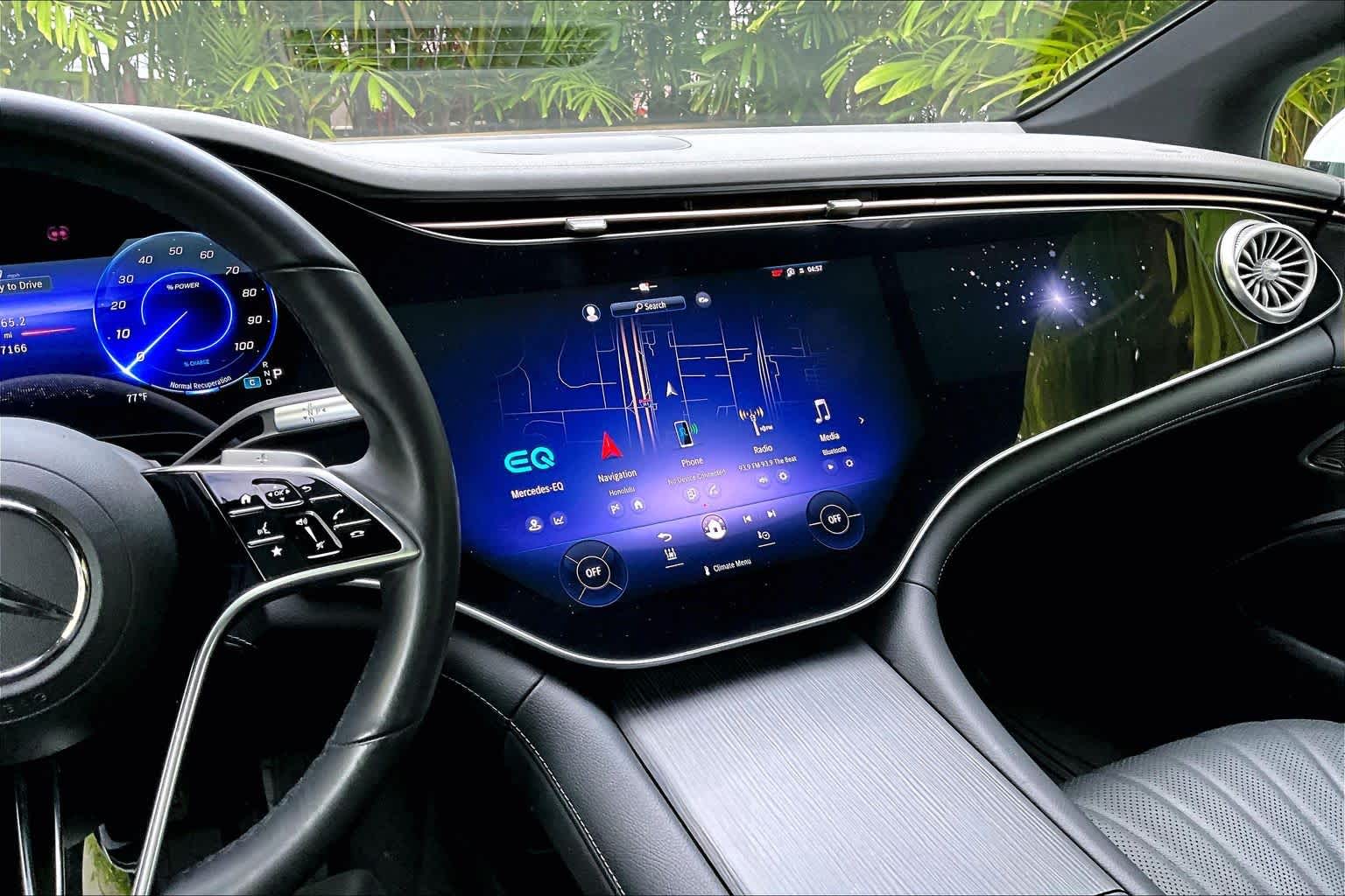 Thumbnail: 2022 Mercedes-Benz EQS - 16