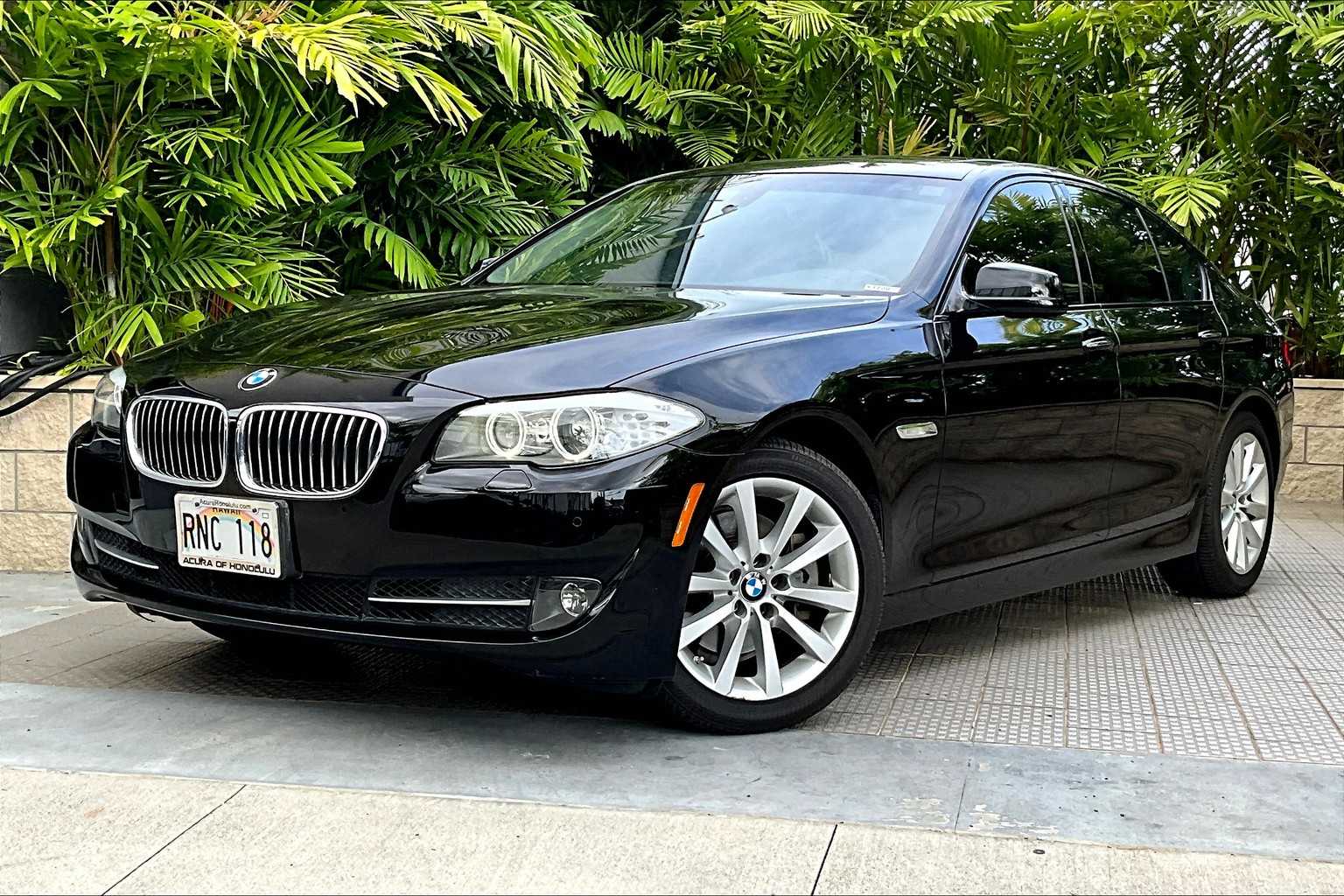 2011 BMW 5 Series 528i -
                  Honolulu, HI