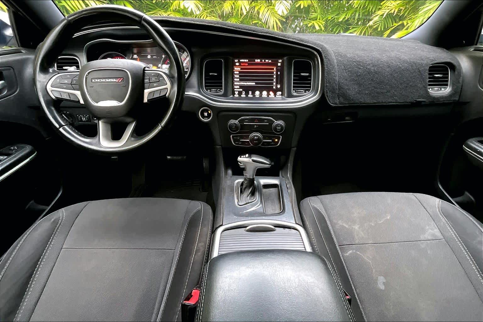 Thumbnail: 2016 Dodge Charger - 11