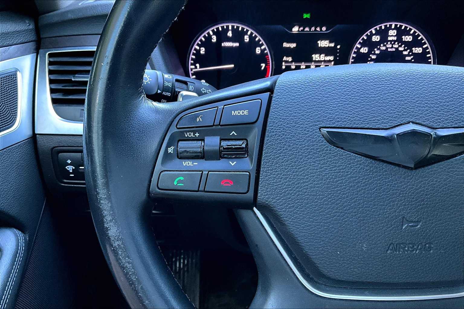 Thumbnail: 2016 Hyundai Genesis - 25