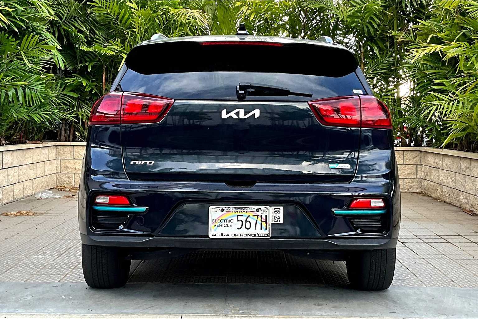 Thumbnail: 2022 Kia Niro - 5