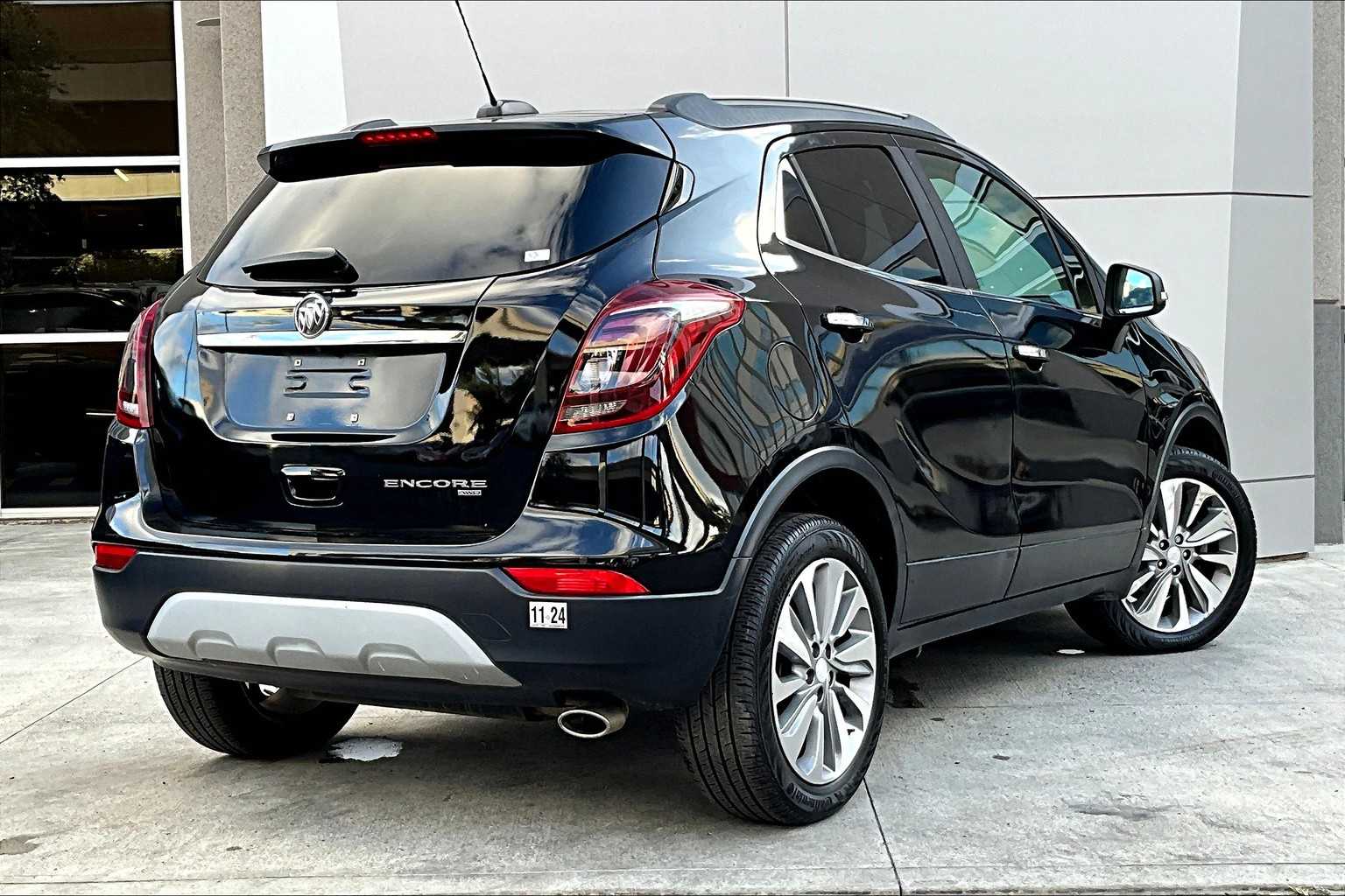 Thumbnail: 2019 Buick Encore - 22