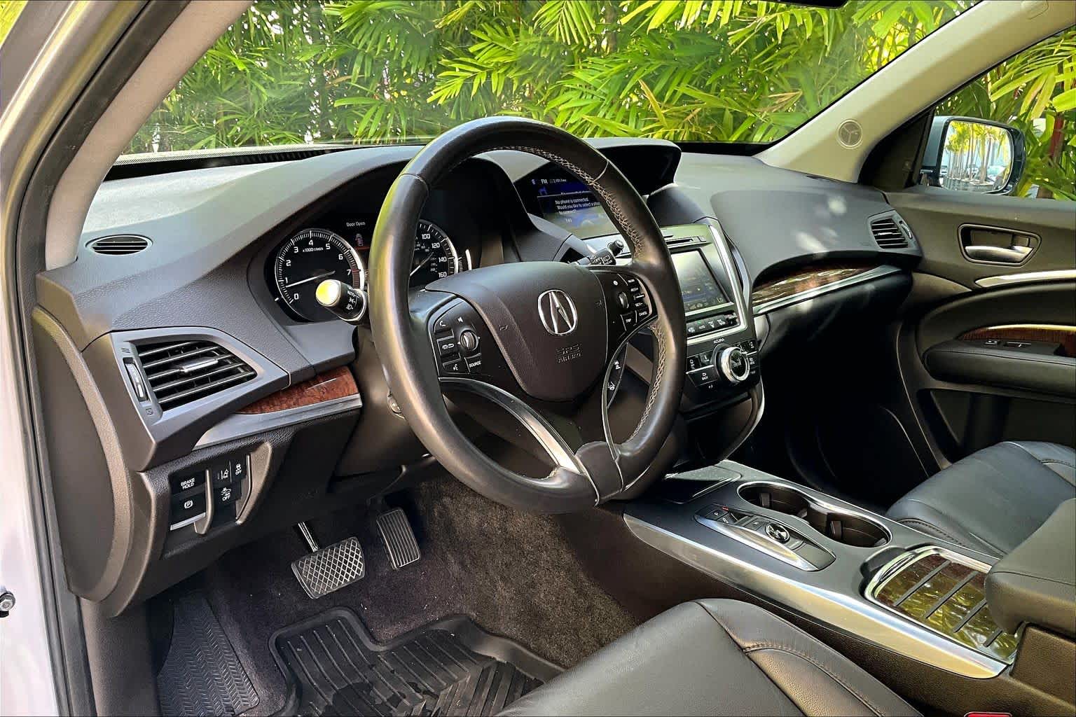 Thumbnail: 2017 Acura MDX - 3