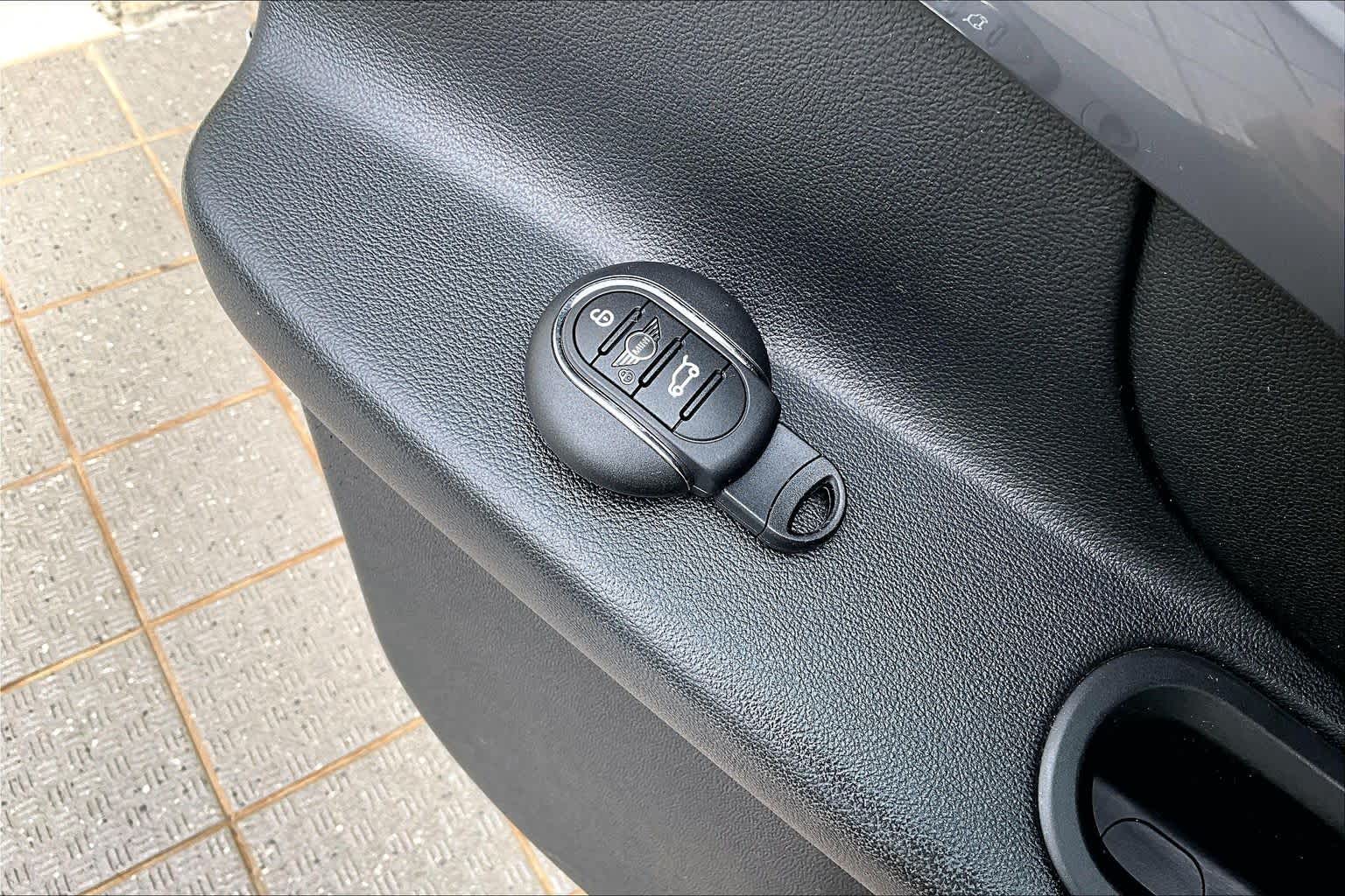 Thumbnail: 2019 MINI Cooper Countryman - 20