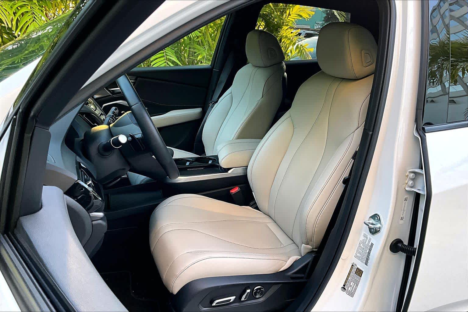 Thumbnail: 2025 Acura RDX - 11