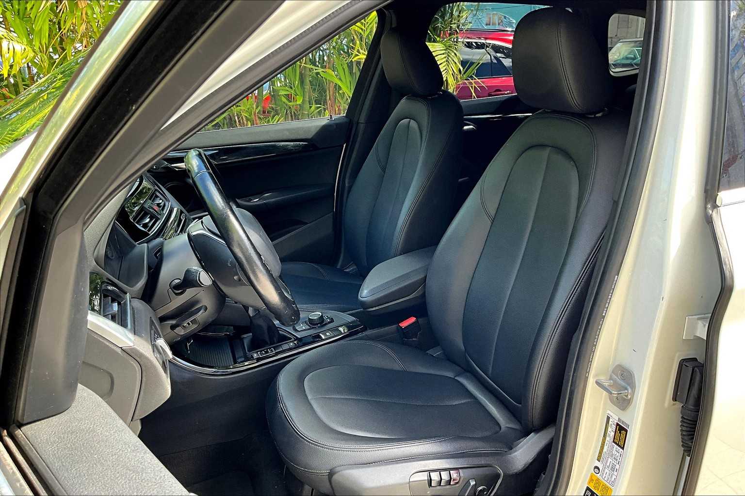 Thumbnail: 2016 BMW X1 - 12