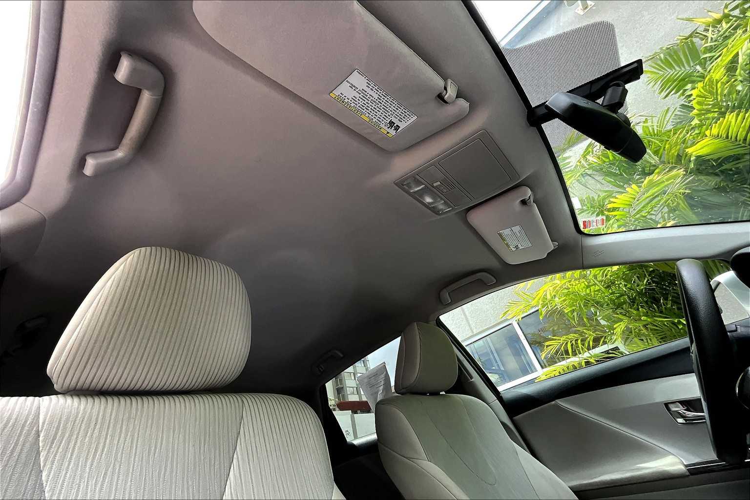 Thumbnail: 2014 Toyota Venza - 30
