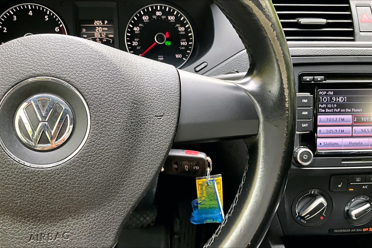 Thumbnail: 2013 Volkswagen Jetta - 26