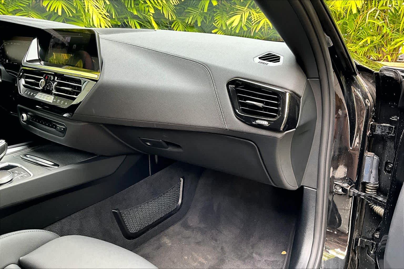 Thumbnail: 2024 BMW Z4 - 23