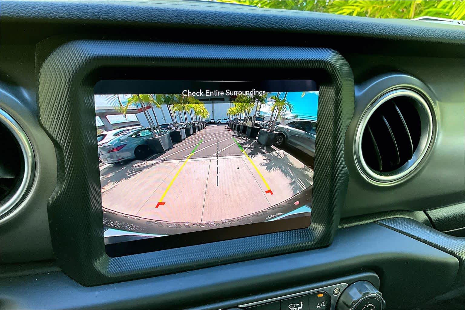 Thumbnail: 2023 Jeep Wrangler - 27