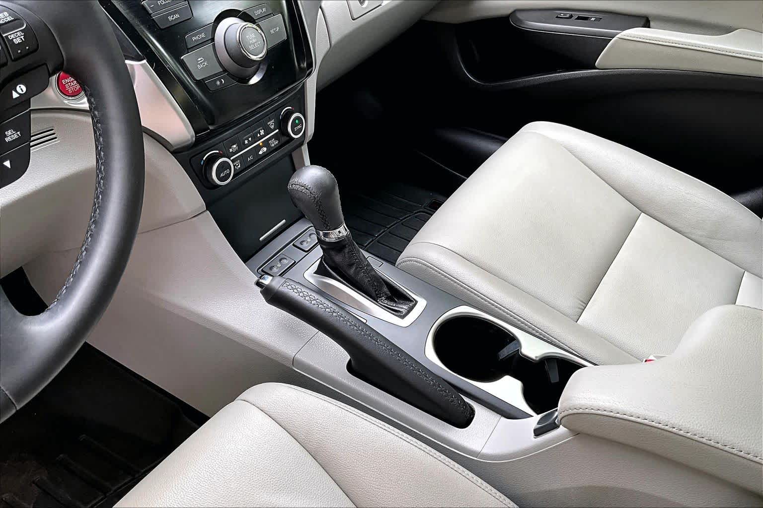 Thumbnail: 2016 Acura ILX - 17