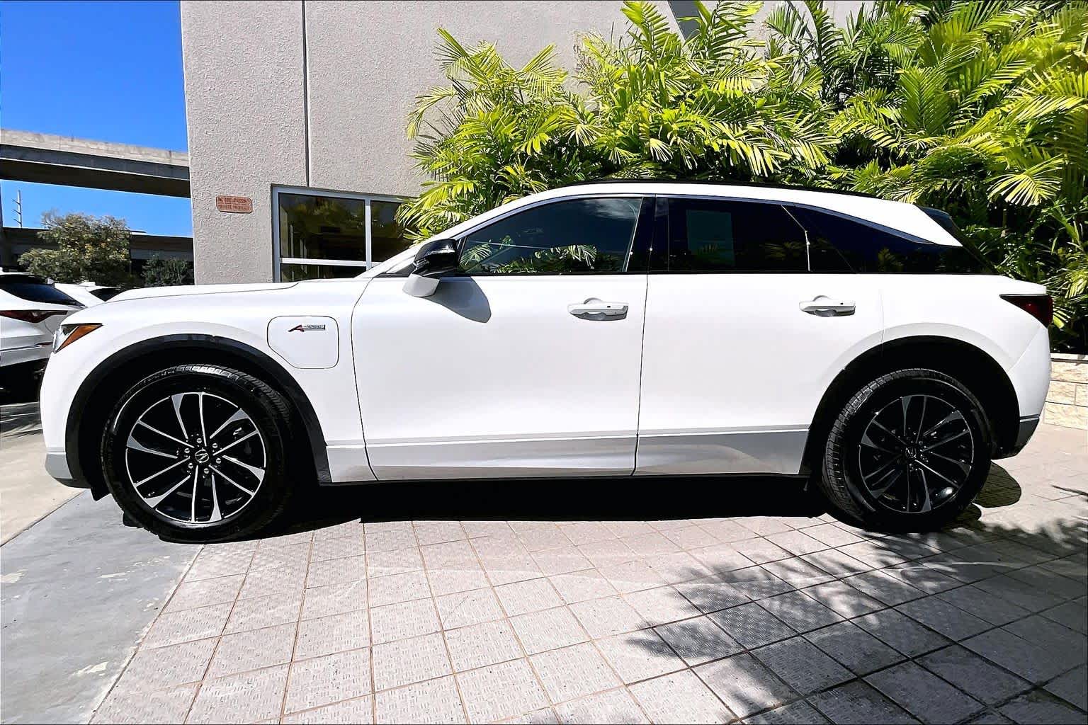 Thumbnail: 2024 Acura ZDX - 4