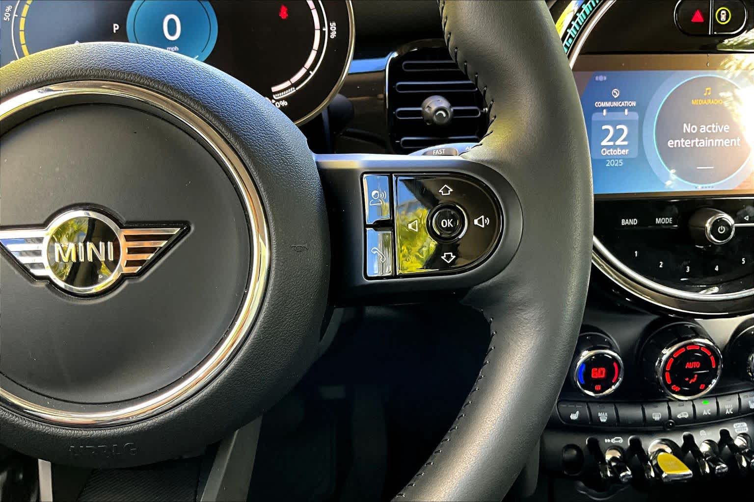 Thumbnail: 2024 MINI Cooper Hardtop - 25
