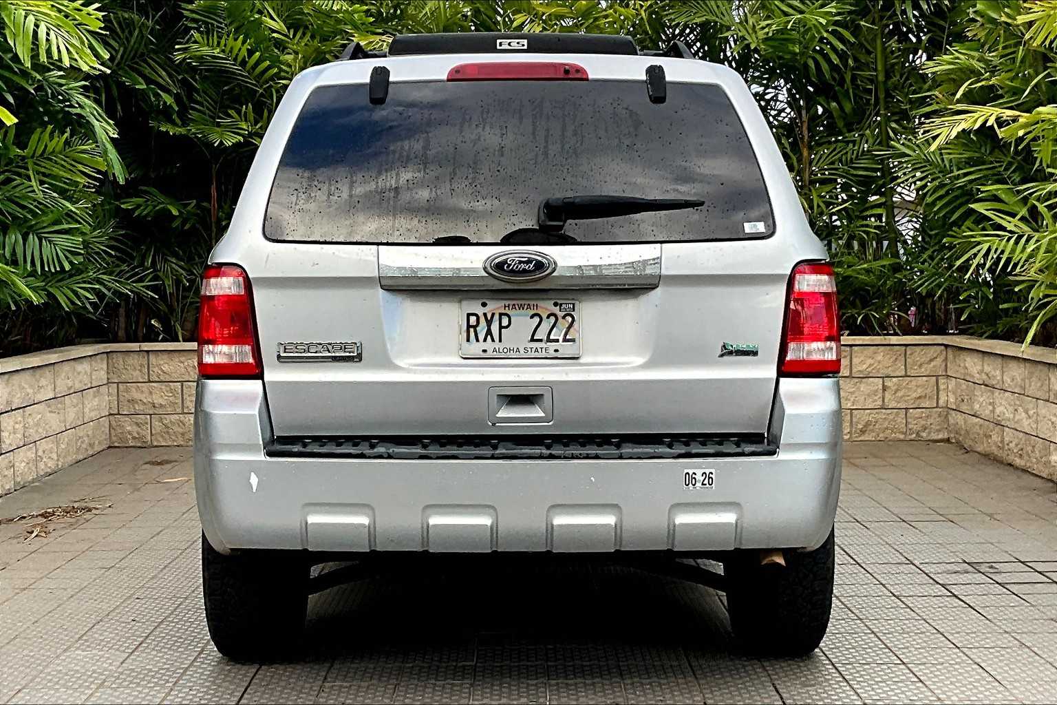 Thumbnail: 2010 Ford Escape - 6