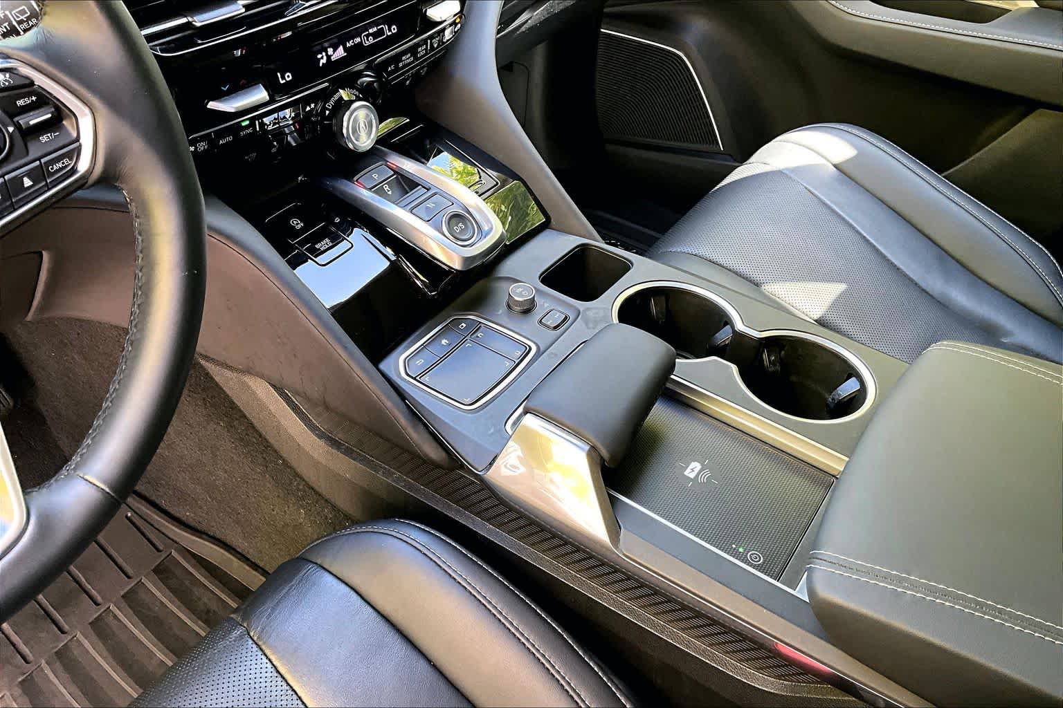 Thumbnail: 2023 Acura MDX - 17