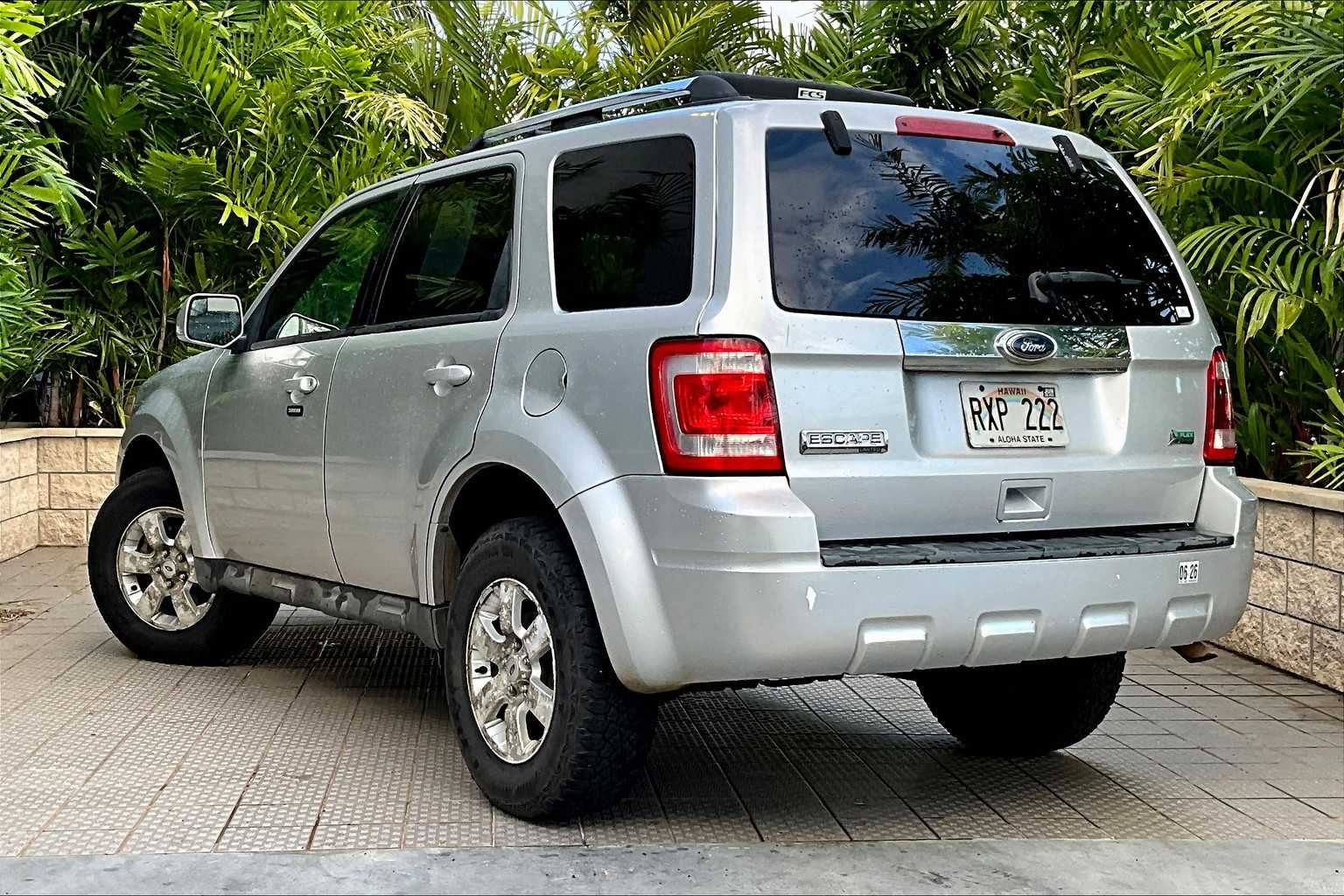 Thumbnail: 2010 Ford Escape - 5