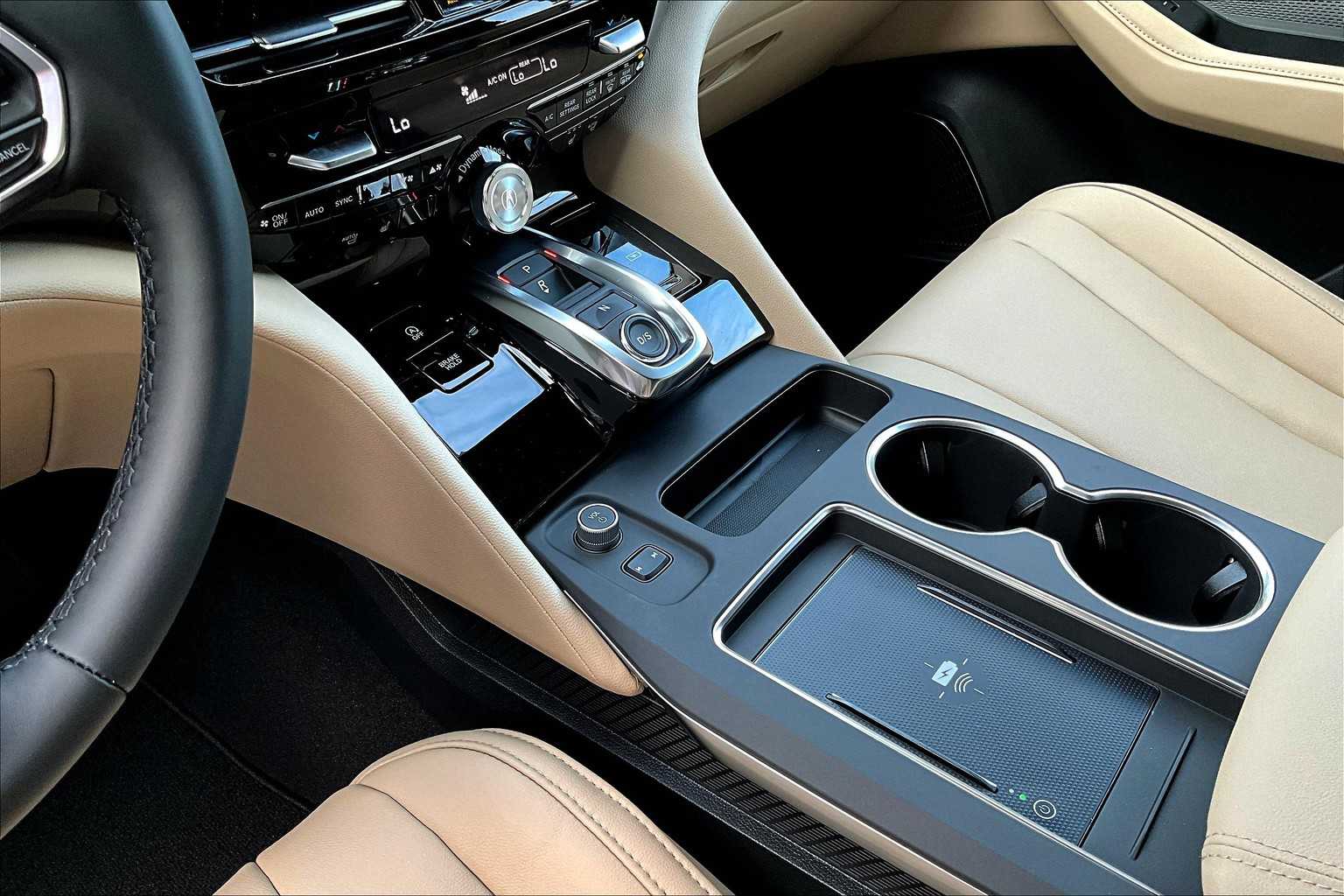 Thumbnail: 2025 Acura MDX - 18