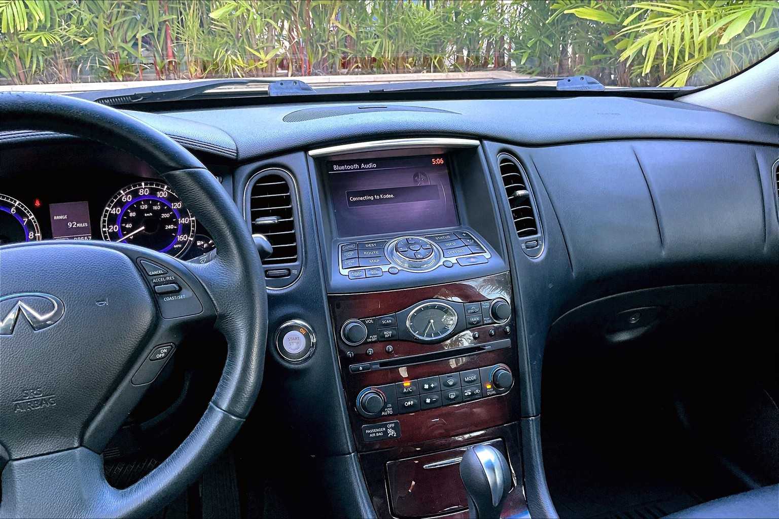 Thumbnail: 2014 INFINITI QX50 - 16