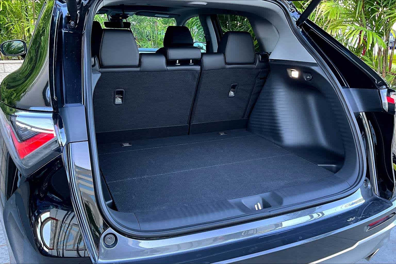 Thumbnail: 2025 Acura ADX - 19