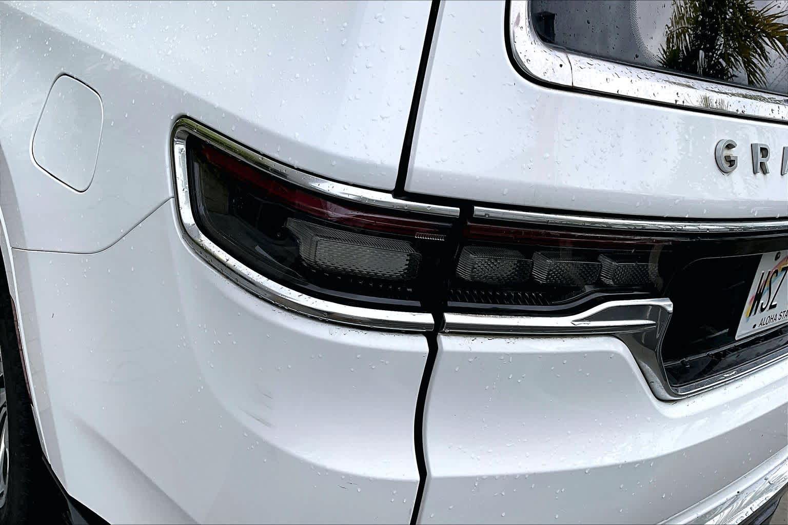 Thumbnail: 2023 Jeep Grand Wagoneer - 33