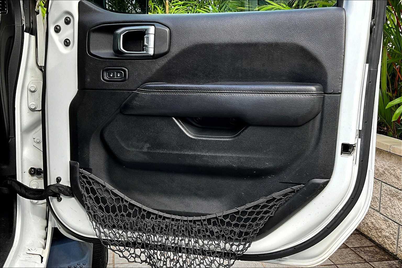 Thumbnail: 2021 Jeep Wrangler - 29