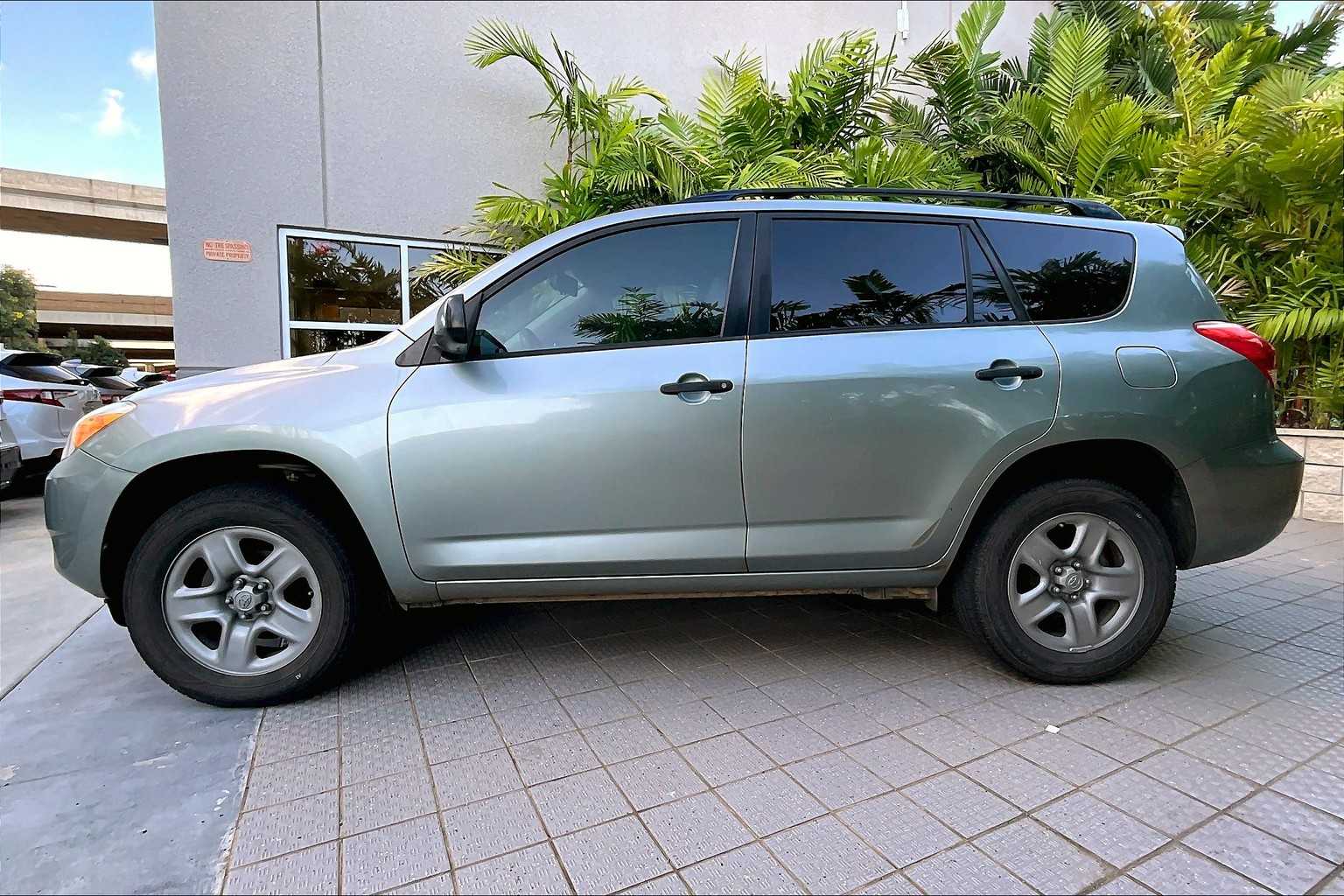 2006 Toyota RAV4 Base photo 3