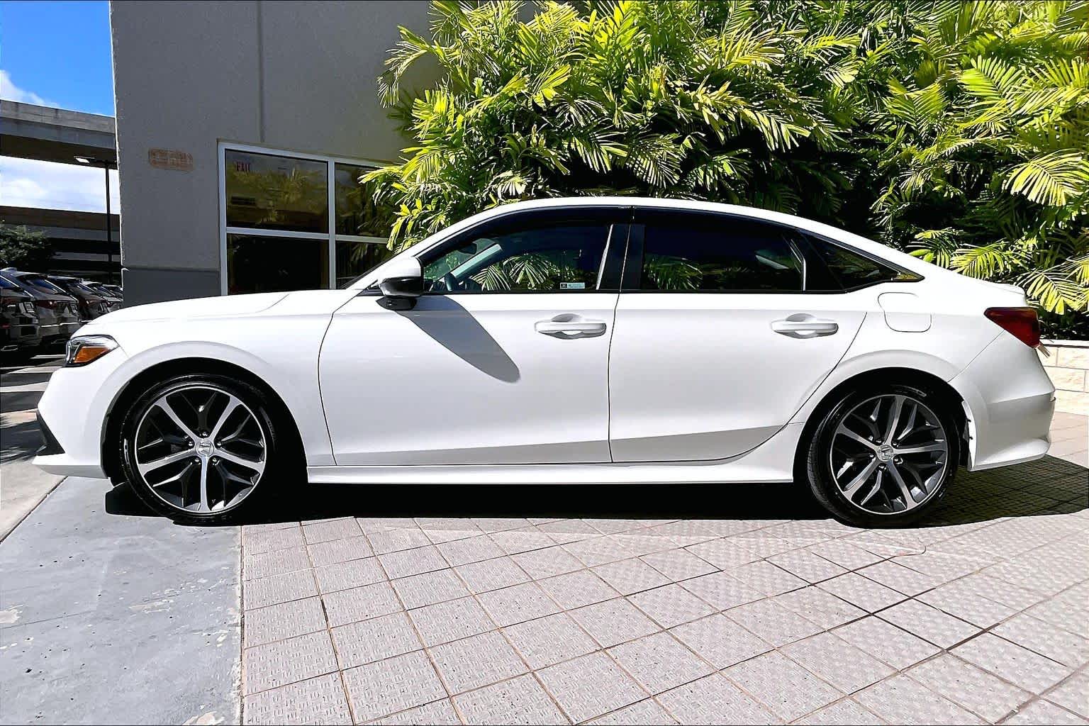 Thumbnail: 2024 Honda Civic - 3