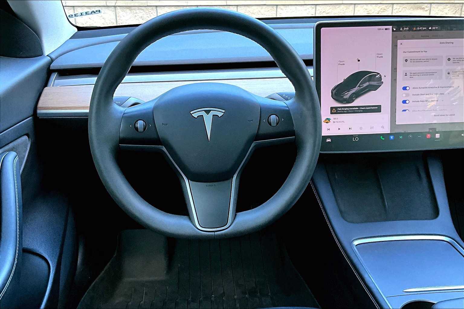 Thumbnail: 2021 Tesla Model 3 - 15