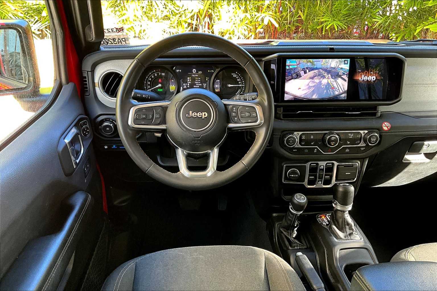 Thumbnail: 2024 Jeep Wrangler - 15