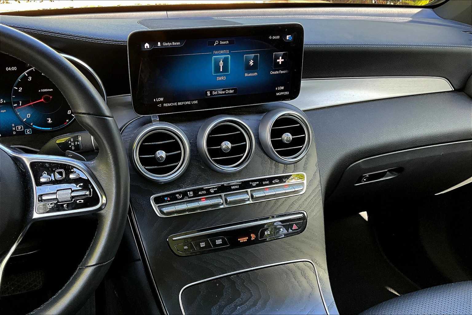 Thumbnail: 2023 Mercedes-Benz GLC - 16