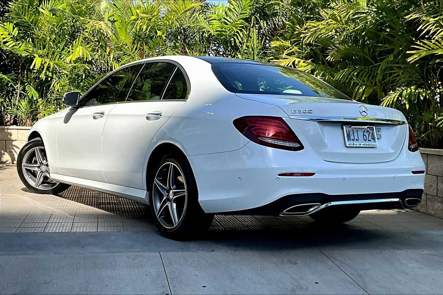 Thumbnail: 2017 Mercedes-Benz E-Class - 5