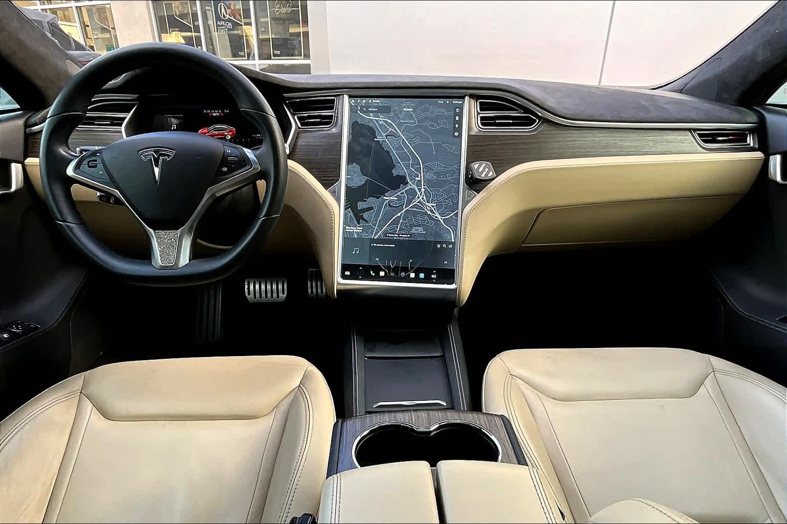 2015 Tesla Model S  10