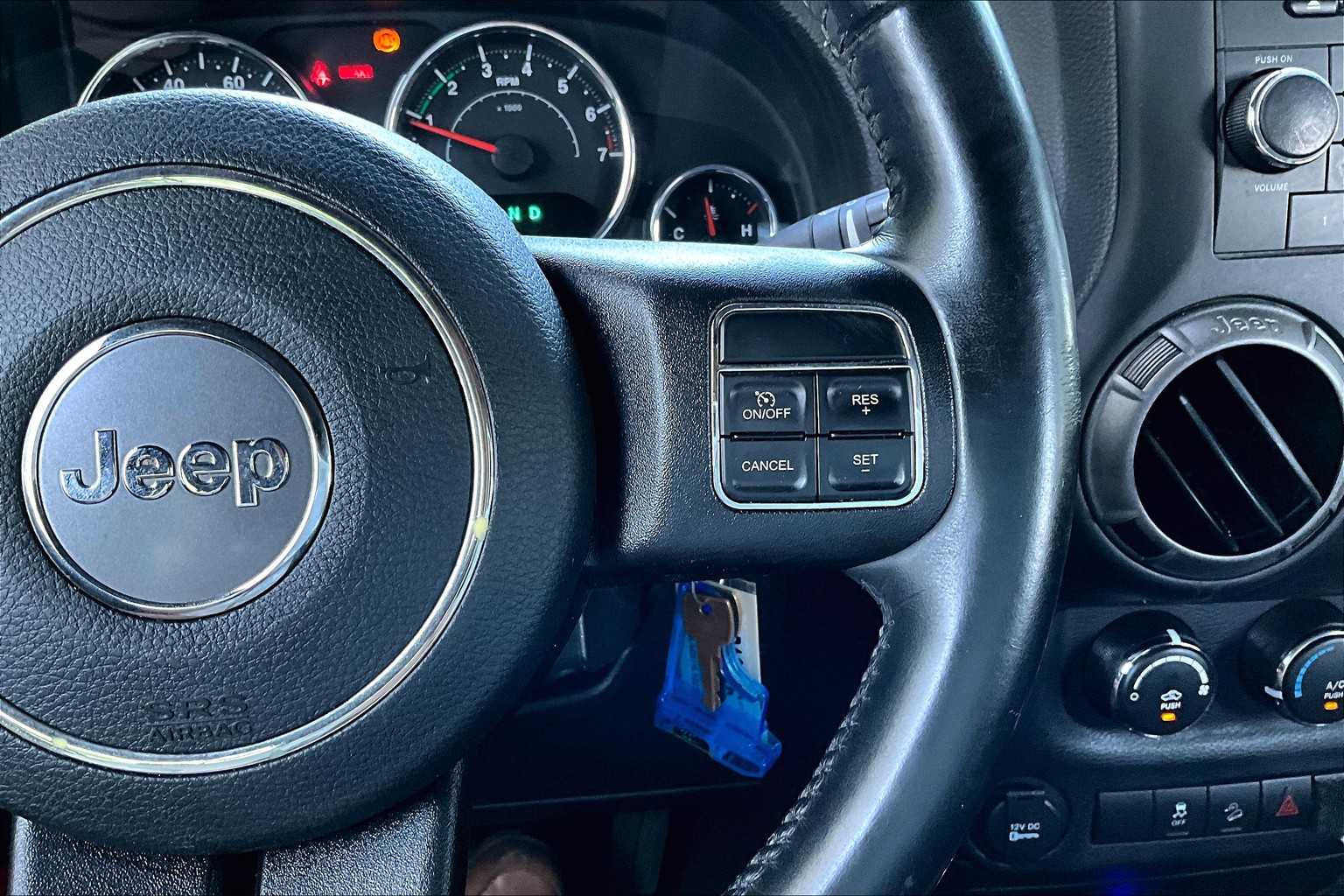 Thumbnail: 2017 Jeep Wrangler - 26