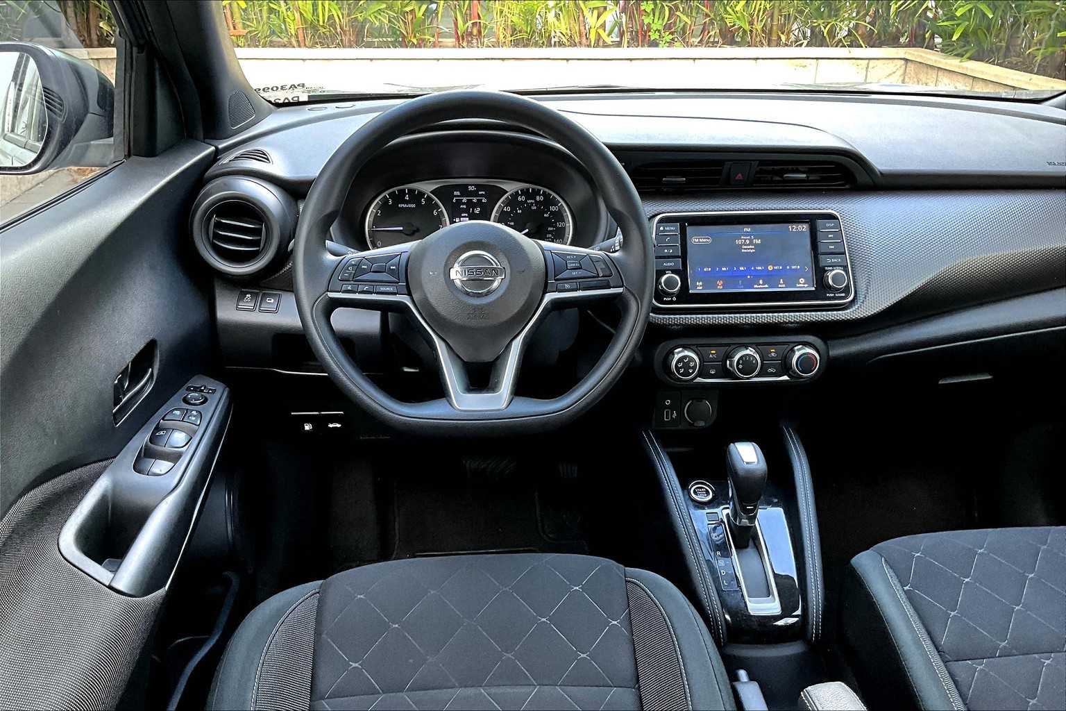 Thumbnail: 2019 Nissan Kicks - 15