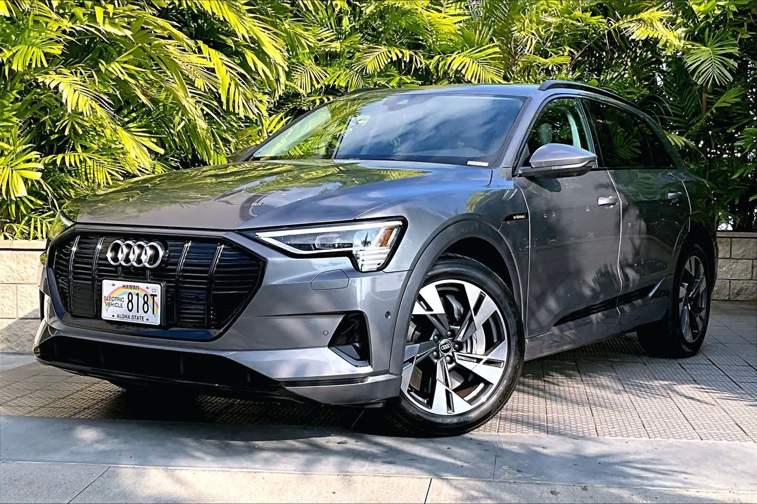 Thumbnail: 2021 Audi e-tron - 1