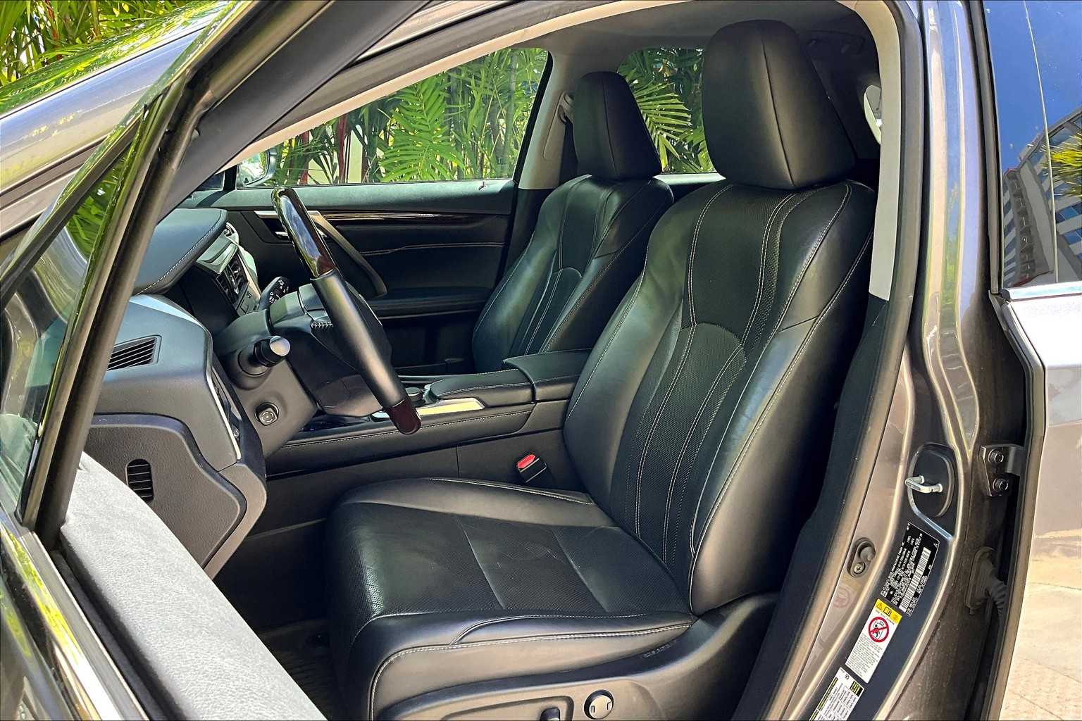 Thumbnail: 2018 Lexus RX - 12