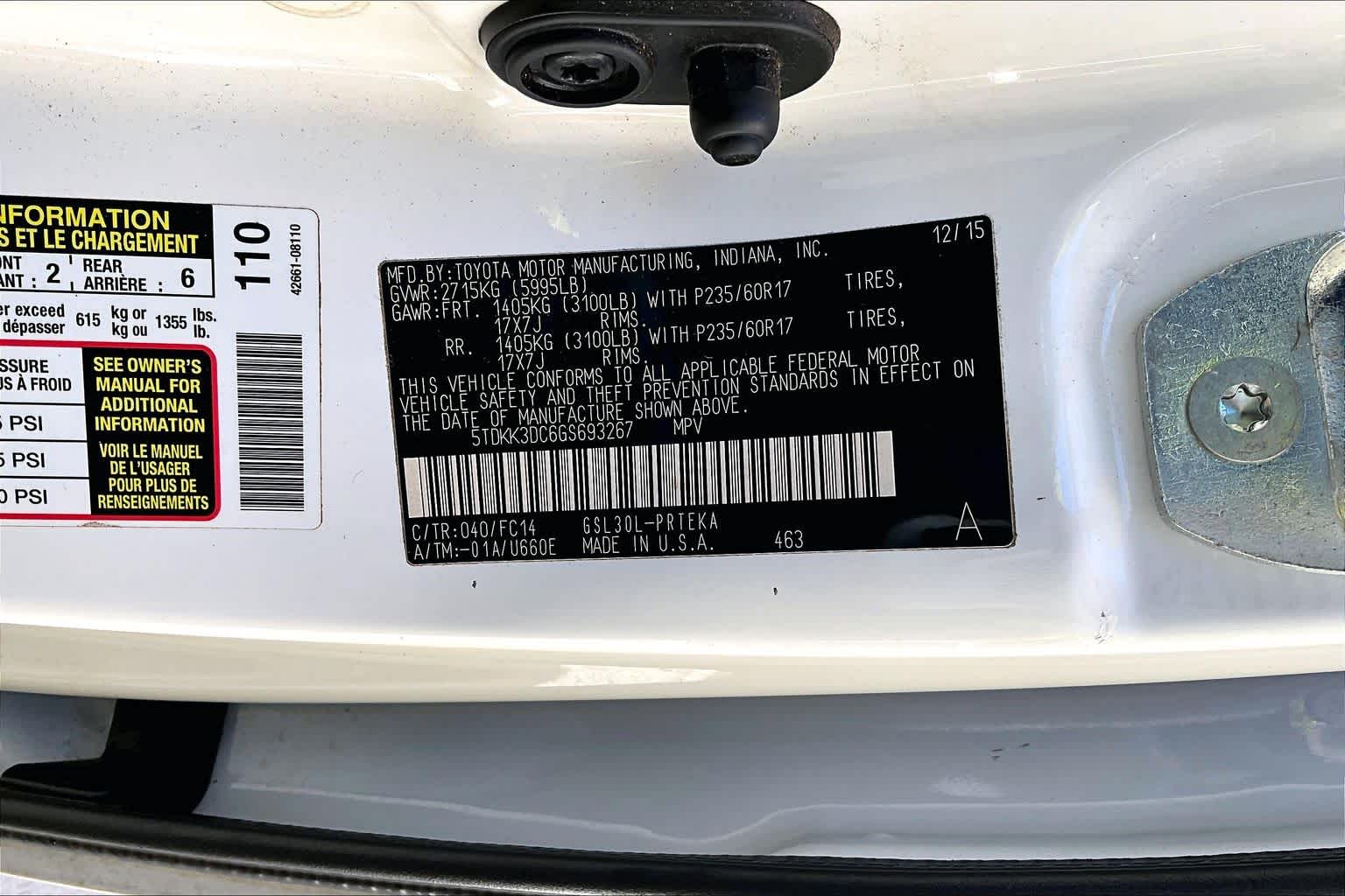 Thumbnail: 2016 Toyota Sienna - 21