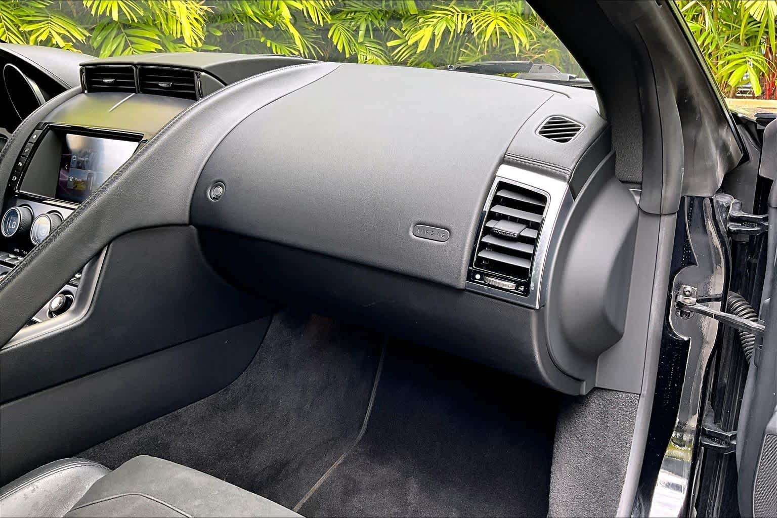 Thumbnail: 2018 Jaguar F-Type - 23