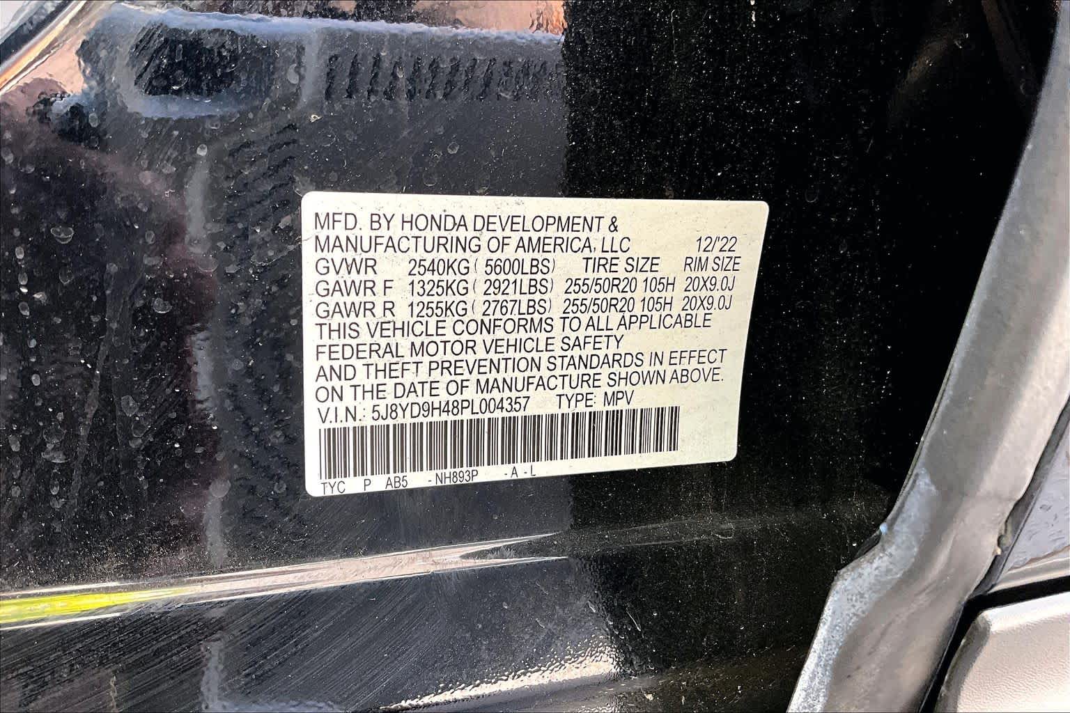 Thumbnail: 2023 Acura MDX - 21