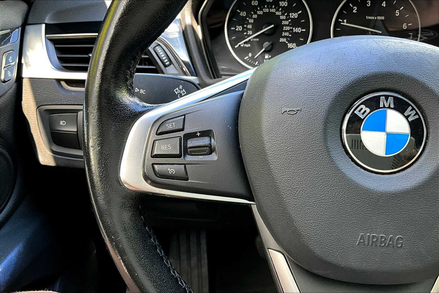 Thumbnail: 2016 BMW X1 - 25